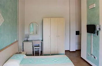 Hotel Petri Marini أغلينتو