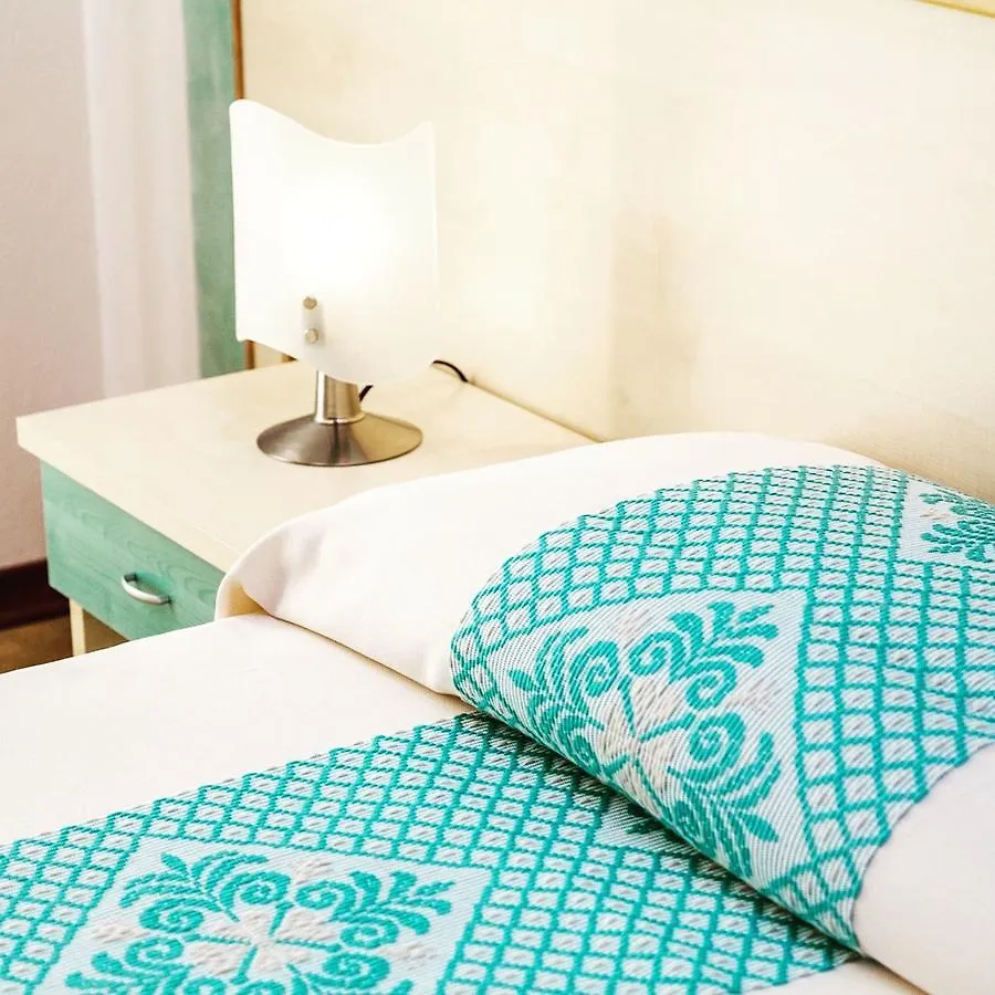 Hotel Petri Marini أغلينتو