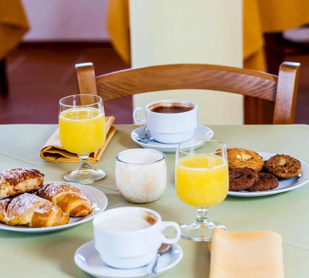 Hotel Petri Marini أغلينتو